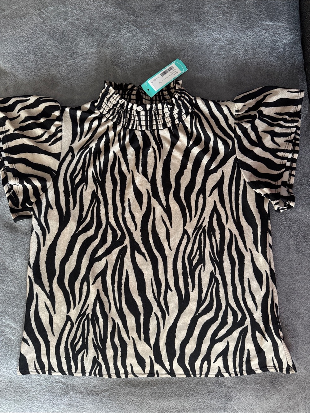 Women’s  Zebra-Print Short Sleeve Top - Black & Cream